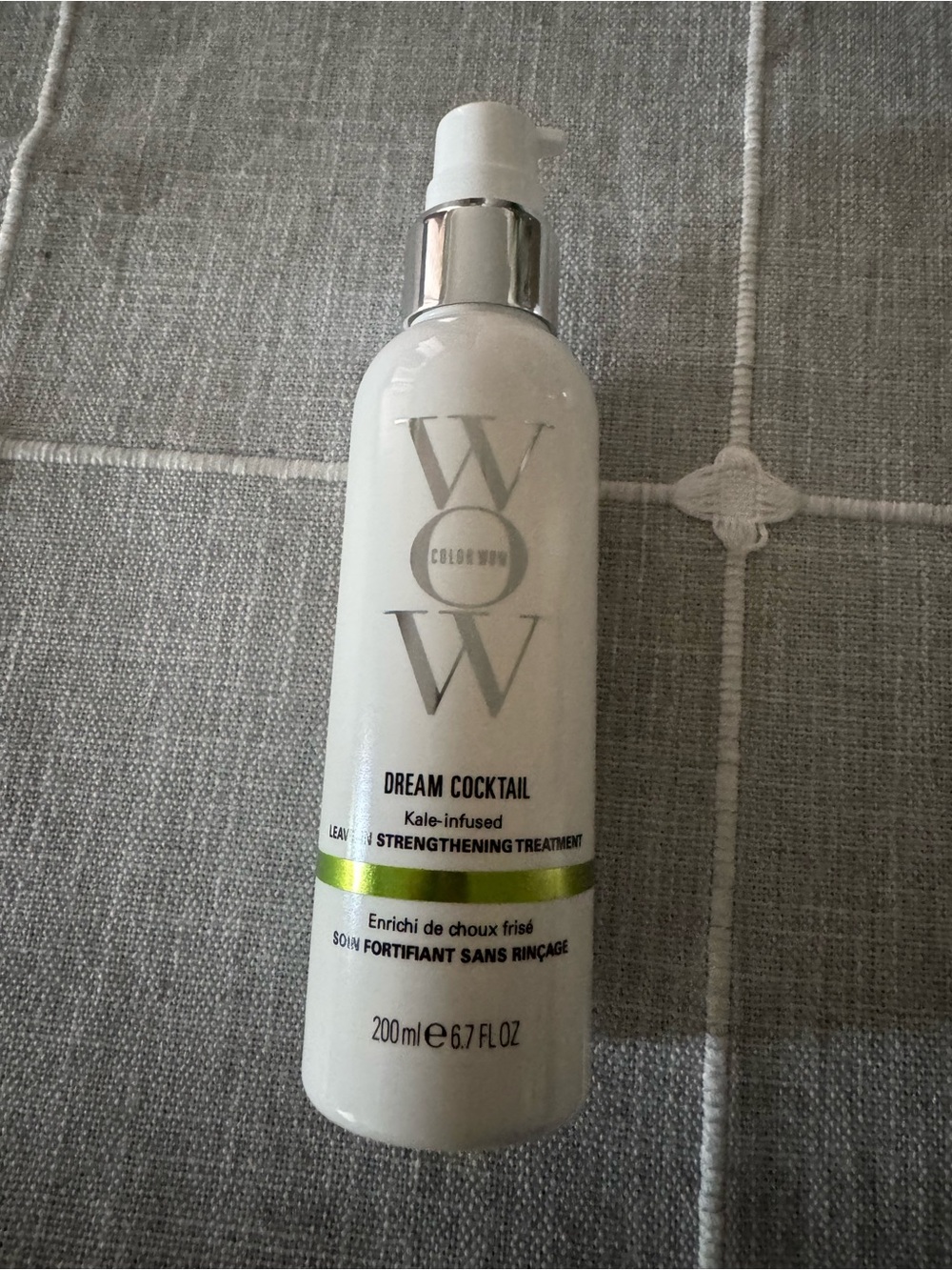 WOW Dream Cocktail Kale-Infused Strengthening Treatment – White